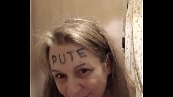 2024 07 29 Strip tease de l’esclave F