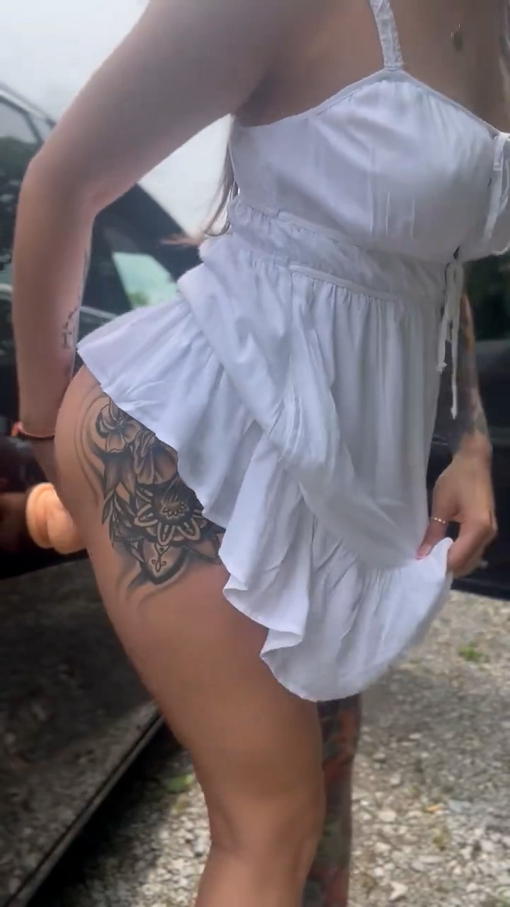 Itzgrippytv onlyfans leak – masturbate dildo public