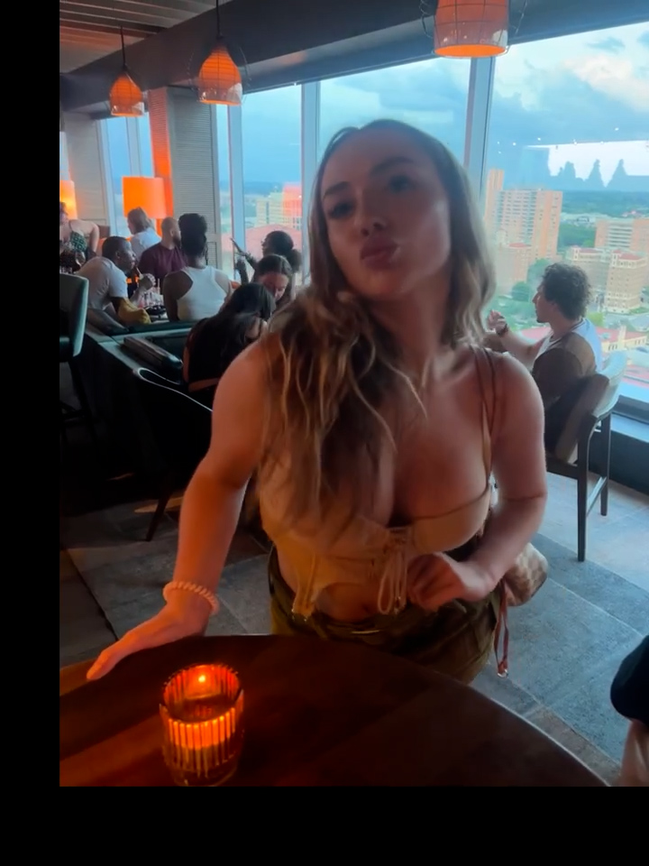 Kikixxdoyouluvme onlyfans leak – naked big tits