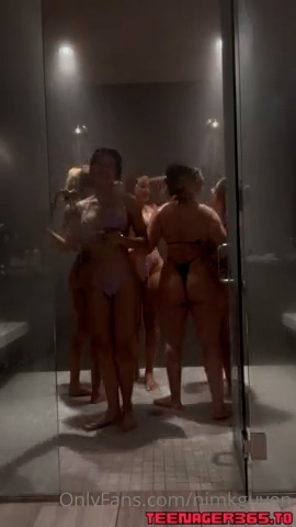 Aishah Sofey New Video Onlyfans – Nude Shower With Friend